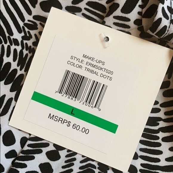 NWT Ellen Tracy B&W Tribal Print Top Size Large NEW WITH TAG - Picture 14 of 15